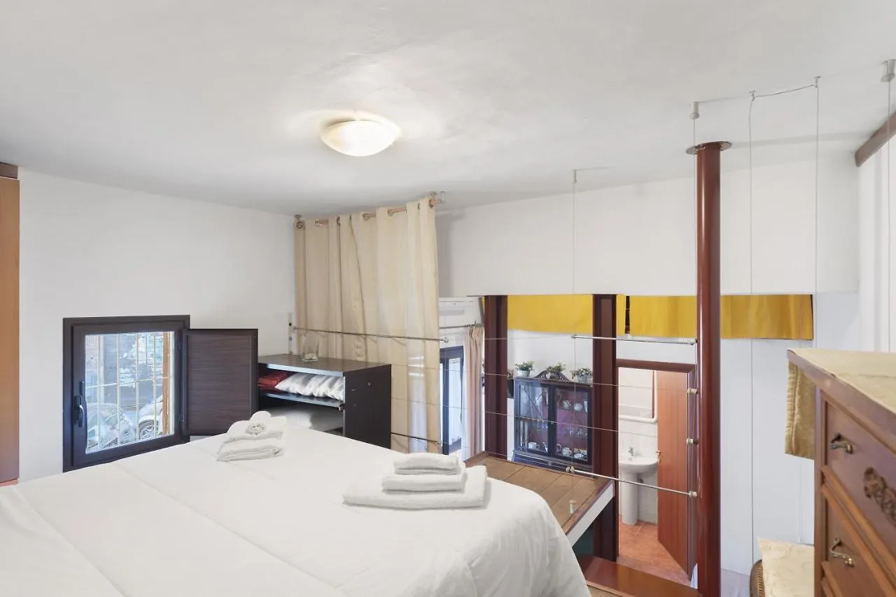 Vakantiehuis Casa Vacanza Helena Centro Storico Palermo